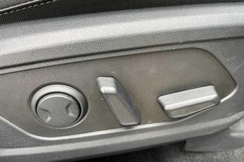 Hyundai Tucson 1.6T Plug-in Hybrid Premium 5dr 4WD Auto