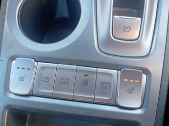Hyundai Kona 100kW Premium 39kWh 5dr Auto
