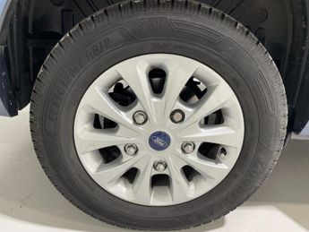 Ford Tourneo Custom 2.0 EcoBlue (130PS) L1 Automatic Zetec**8 seater**