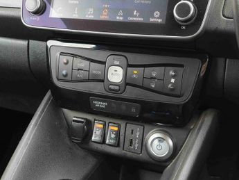 Nissan LEAF 160kW e+ N-Connecta 62kWh 5dr Auto