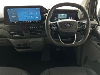Ford Transit Custom 320 SWB Limited 65kWh 100kw / 136PS D/Cab Auto