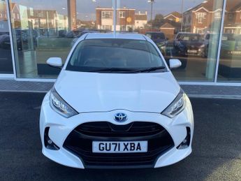 Toyota Yaris 1.5 VVT-h Design E-CVT Euro 6 (s/s) 5dr