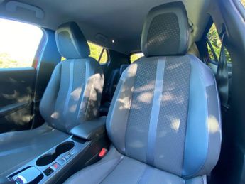 Peugeot 2008 1.2 PureTech Allure EAT Euro 6 (s/s) 5dr