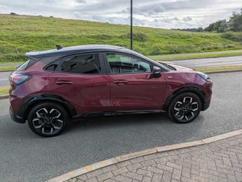 Ford Puma 1.0 EcoBoost Vivid Ruby Edition 5dr DCT