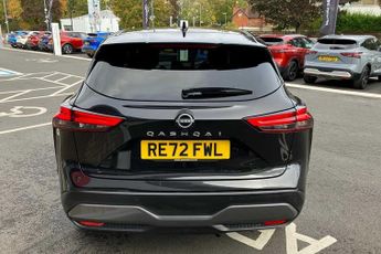 Nissan Qashqai 1.3 DiG-T MH 158 N-Connecta 5dr Xtronic