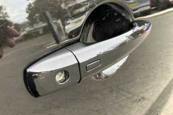 Nissan Qashqai 1.3 DiG-T MH 158 N-Connecta 5dr Xtronic