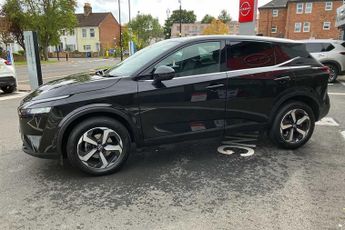 Nissan Qashqai 1.3 DiG-T MH 158 N-Connecta 5dr Xtronic
