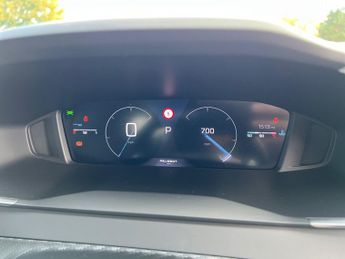 Peugeot 2008 5Dr Allure 1.2 Auto