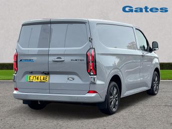 Ford Transit Custom 320 SWB Limited 65kWh 100kw / 136PS Auto