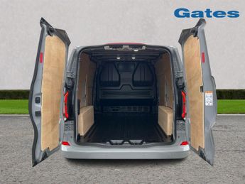 Ford Transit Custom 320 SWB Limited 65kWh 100kw / 136PS Auto