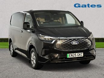 Ford Transit 320 SWB Limited 65kWh 100kw / 136PS Auto