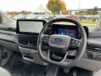 Ford Transit Custom 320 SWB Limited 65kWh 100kw / 136PS Auto