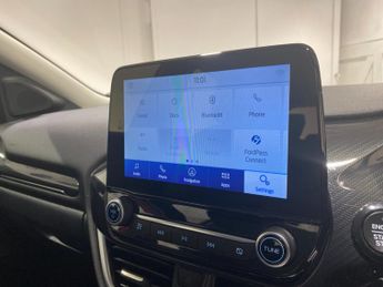 Ford Puma 1.0 Turbo EcoBoost (125PS) mHEV Automatic Titanium 5dr.