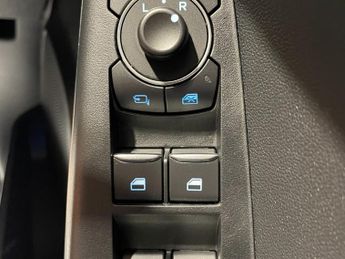 Ford Puma 1.0 Turbo EcoBoost (125PS) mHEV Automatic ST-Line 5dr.