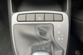 Hyundai i10 1.0 Advance 5dr Auto