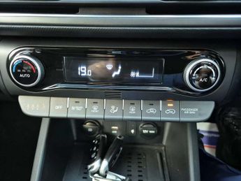 Hyundai Kona 1.6 GDi Hybrid Premium 5dr DCT