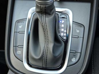 Hyundai Kona 1.6 GDi Hybrid Premium 5dr DCT
