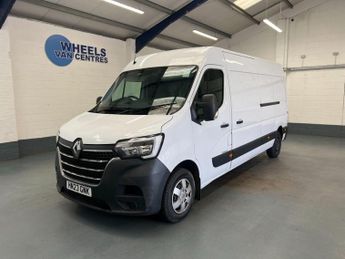 Renault Master 2.3 dCi 35 Business+ FWD LWB Medium Roof Euro 6 4dr