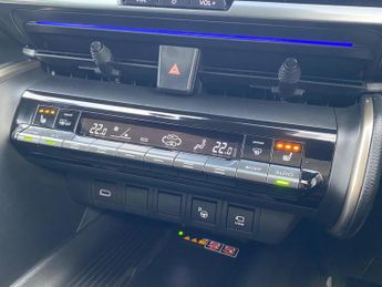 Toyota CHR 1.8 VVT-h Excel SUV 5dr Petrol Hybrid CVT Euro 6 (s/s) (140 ps)