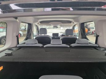 Citroen Berlingo 52kWh MAX M Auto 5dr (7.4kW Charger)