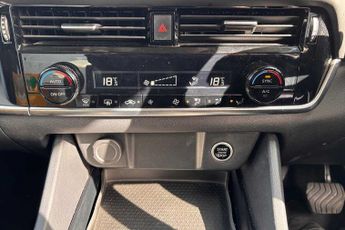 Nissan Qashqai 1.3 DiG-T MH 158 Acenta Premium 5dr Xtronic