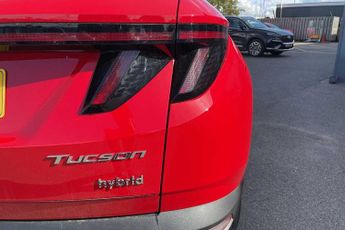 Hyundai Tucson SE Connect Hybrid 1.6 T-GDi HEV (230ps)