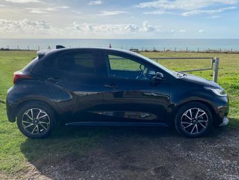 Toyota Yaris 1.5 VVT-h Design E-CVT Euro 6 (s/s) 5dr