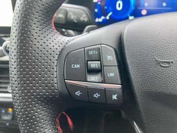 Ford Puma 1.0 EcoBoost Hybrid mHEV ST-Line 5dr DCT