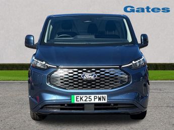 Ford Transit Custom 320 SWB Limited 65kWh 100kw / 136PS Auto