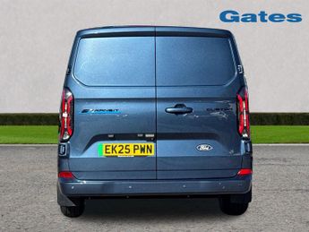 Ford Transit Custom 320 SWB Limited 65kWh 100kw / 136PS Auto