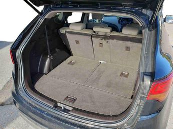 Hyundai Santa Fe 2.2 CRDi Blue Drive Premium SE 5dr Auto [7 Seats]