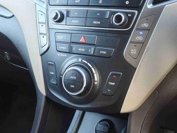 Hyundai Santa Fe 2.2 CRDi Blue Drive Premium SE 5dr Auto [7 Seats]