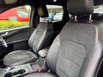 Ford Kuga 5Dr ST-Line X Edition 2.5 FHEV 190PS 2WD Auto