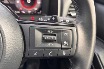 Nissan Qashqai 1.3 DiG-T MH 158 N-Connecta 5dr Xtronic