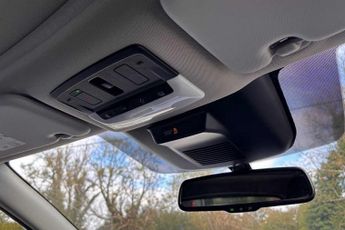 Nissan Qashqai 1.3 DiG-T MH 158 N-Connecta 5dr Xtronic