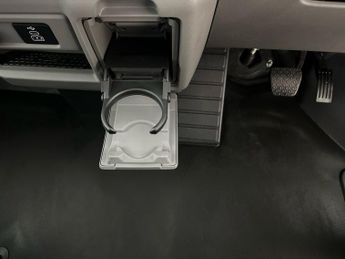 Ford Transit Custom 320 SWB Limited 65kWh 100kw / 136PS Auto