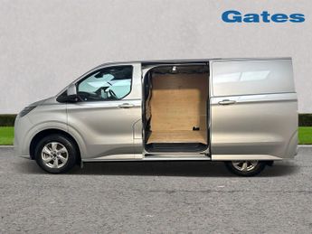 Ford Transit Custom 320 SWB Limited 65kWh 100kw / 136PS Auto