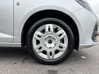 Ford Transit Connect 250 LWB 1.5 Trend 150PS PHEV Auto