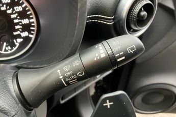 Nissan Juke 1.0 DiG-T 114 N-Connecta 5dr DCT