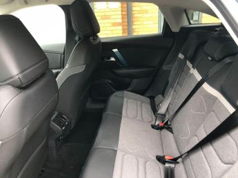 Citroen C4 50kWh C-Series Edition Auto 5dr (7.4kW Charger)