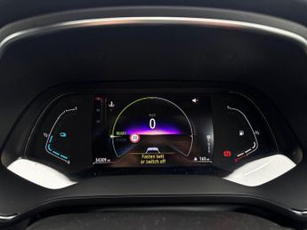 Renault Captur 1.6 E-TECH Hybrid 145 Iconic Edition 5dr Auto