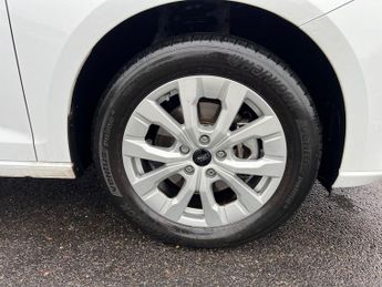 Ford Transit Connect 250 LWB 1.5 Limited 150PS PHEV Auto