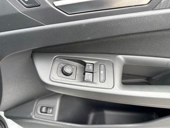 Ford Transit Connect 250 LWB 1.5 Limited 150PS PHEV Auto