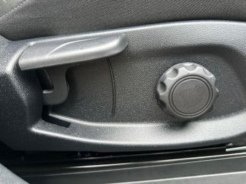 Ford Puma 5Dr Titanium 1.0 MHEV 125PS Auto