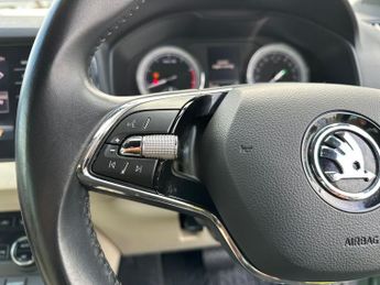 Skoda KAROQ 5Dr SE L 1.5 Auto