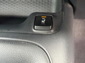 Toyota Corolla 1.8 VVT-i Hybrid Icon Tech 5dr CVT