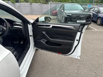 Volkswagen Arteon VW  5Dr R Line 2.0 Auto