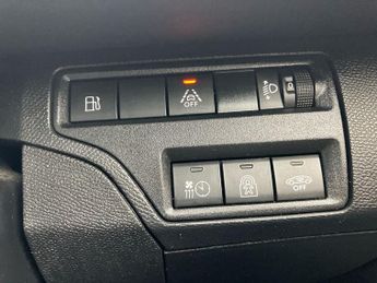 Peugeot 3008 1.6 Hybrid 225 Allure 5dr e-EAT8