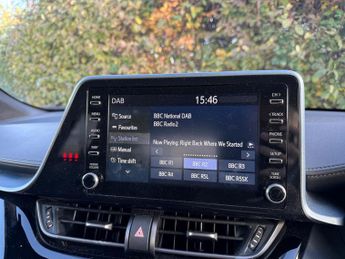 Toyota CHR 1.8 VVT-h Design CVT Euro 6 (s/s) 5dr