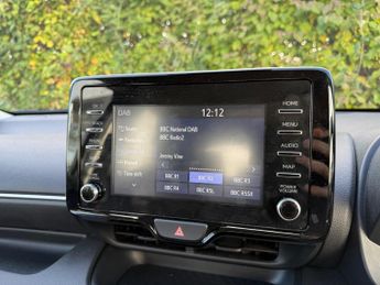 Toyota Yaris 1.5 VVT-h Icon E-CVT Euro 6 (s/s) 5dr